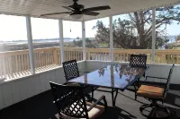 4 BR House in Horseshoe Beach: Your Fishing & Scalloping Adventure Starts Here - 3-Star