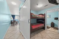 5th Floor Beach Condo with Gorgeous Panoramic Ocean and Sunset Views! - Kylpylä