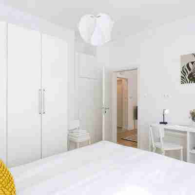 Starflat | Gorgeous central apartment next to NDK Rooms