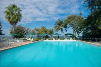 Sunbird Livingstonia Beach
