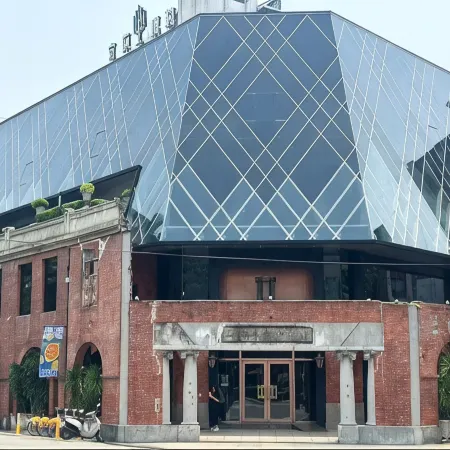 New Velle Voyage Hotel