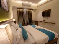Monarch Guestline Magarpatta โรงแรมใกล้อมโนรา มอลล์