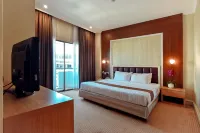 Surabaya Suites Hotel Powered by Archipelago