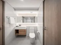 Ramada by Wyndham Bangkok Sukhumvit 87 Hotels near Phra Khanong