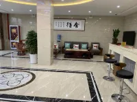 Shiquan Yihe Business Hotel - Mountain view