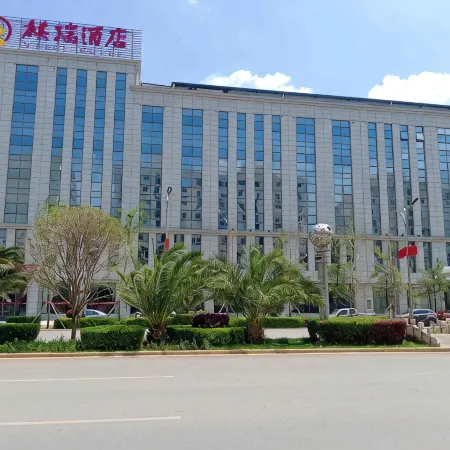 Qirui Hotel Отели в г. Хуэйцзе