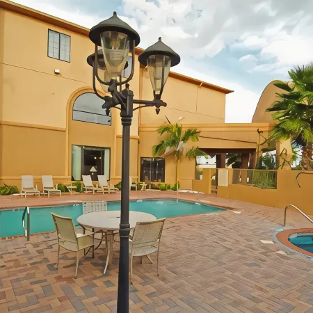 Best Western Casa Villa Suites