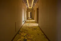 Daxing'anling Huzhong Hotel - parking