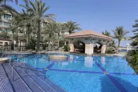 Al Raha Beach Resort and Spa - parking