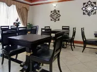 Clarion Pointe Addison Dallas North فنادق في أديسون