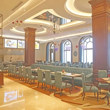 Heihe Yinjian Hotel