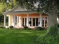 Kirkwood Inn - parking
