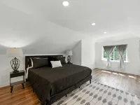 Cozy 5BR Chicago Retreat Sleeps 10 Hotels near Bronzeville Children's Museum