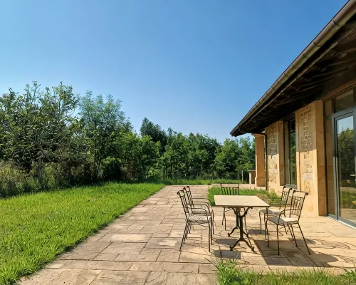 New Apartment with Garden in Villa Haritza Close to the Sea エアのホテル