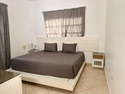 Charming Hispaniola 3 Bed/3 Bath Villa 66 with a View and Private Pool Hotels in 