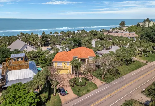 "Pelican Nest"Private Beach & Bay access & Pool 4bedroom 3bath - 4-Star