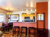 Spacious 2 BR/2BA  with Great Views near Fool Hollow Lake