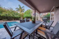 Spacious N. Scottsdale 6 Bdrm Sanctuary w/Pool! - Private Pools