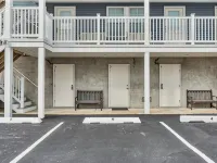 Cozy 1-bedroom condo in Lavallette, located 1 block from beach 라발레트 호텔