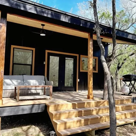 Dreamers Cozy Cabin
