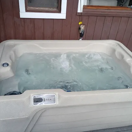 Woodland Park Cabin Getaway: Mtn Views, Scenic Charm, Clouds & Hot Tub Retreat