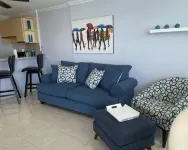 Aqua Salada Window 27 Ocean/Marina View with POOL- 5 min from beach