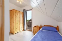 Holiday house near Anne (sauna, forest, lake)