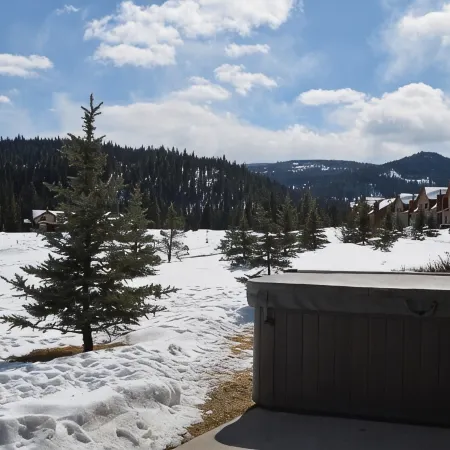 Cozy Big Sky Chalet - Perfect For Your Montana Getaway