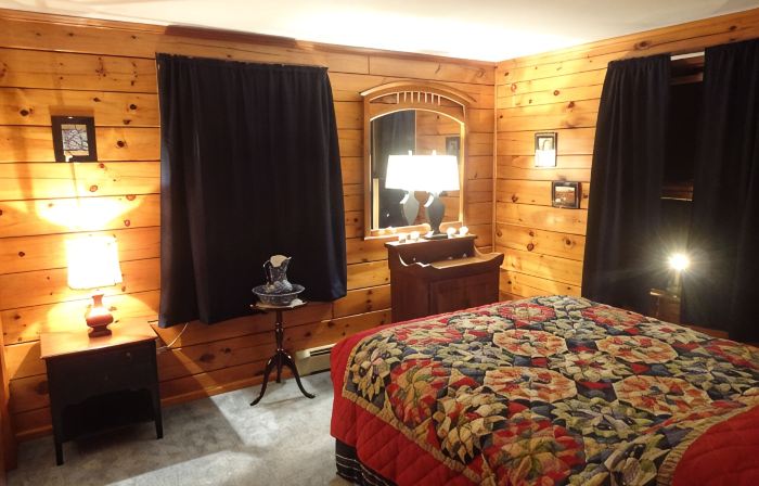 Western Catskills Paradise - Four-Season Mountaintop Retreat
