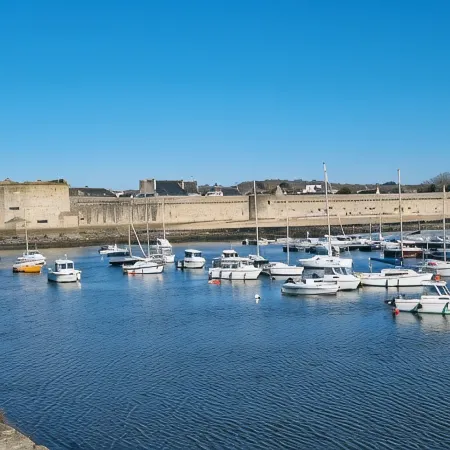 Beautiful renovated apartment in the center of Concarneau