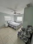 Bungalow oasis with lots of room