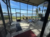 Amazing Lakefront Views! 4/4, Pool, Diving Board, Spa, Pool Table, Near LegoLand