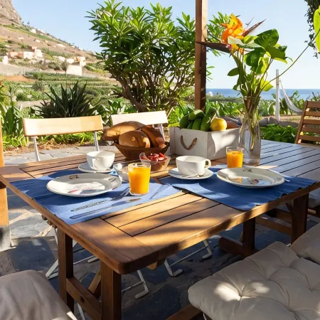 REST ENJOYING THE VIEWS OF THE SEA AND THE MOUNTAIN