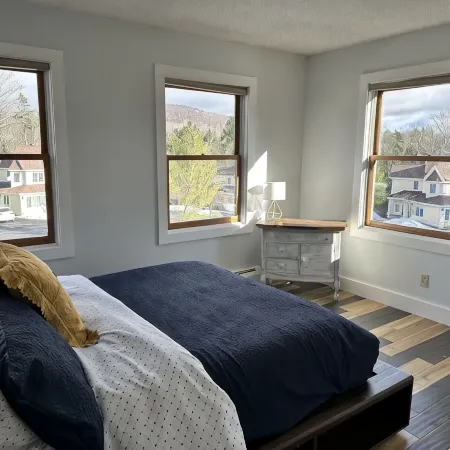 Stunning Single Family 4 BR 4 Bath Home in Kingswood