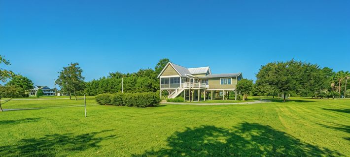 BENNETT’S POINT BUNGALOW ON DEEP WATER WITH PRIVATE DOCK ACCESS Hotels in Colleton County