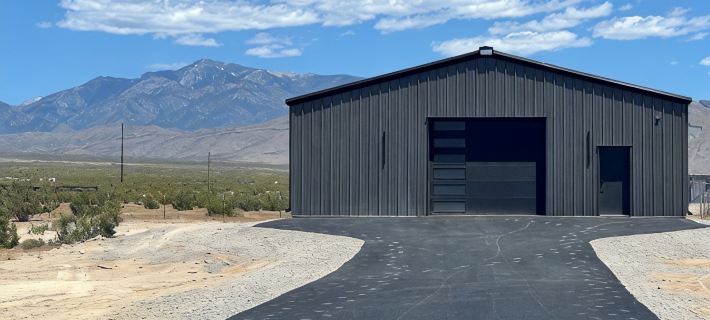 Barndominium Desert Escape - Mountain View, town close, gateway to Death Valley Hotels in Nye County