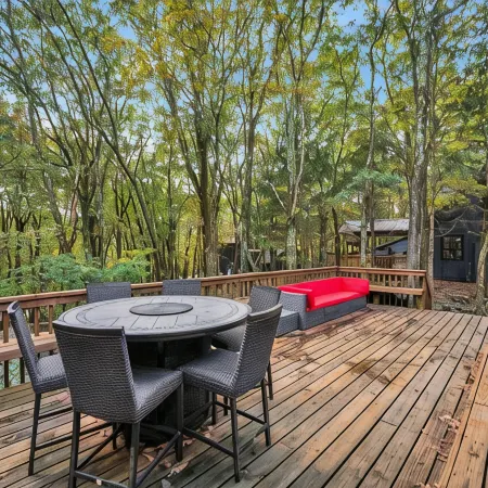 Cabin with Hot Tub Under the Stars & Beach Access. Foosball & Shuffleboard Too!