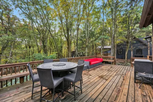 Cabin with Hot Tub Under the Stars & Beach Access. Foosball & Shuffleboard Too! - Beach