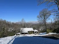 Big View of the Smoky Mountain National Park 3 Miles Cherokee  5 Miles Casino!