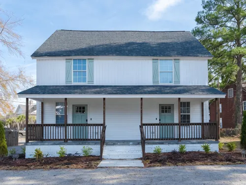 The Modern Historic Gem | 3 minutes to Downtown Cola | Steps to WeCo Riverwalk - 4-Star