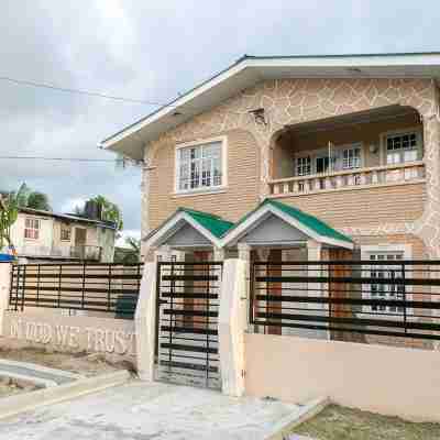 Luxury Home away from Home Hotel Exterior