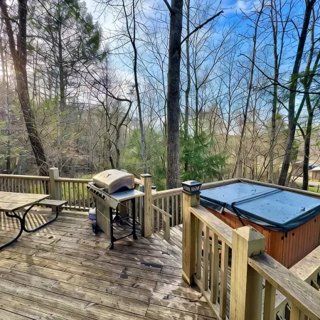 Wrangler's Den Cabin at Country Manor Acres