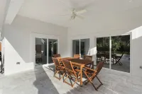 Welcome to Casa Rio Rancho, our vibrant ranch-style house in scenic Jensen Beach - 4-Star
