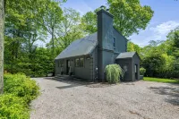 Blackberry: Private Home with Jacuzzi Year-Round - Wi-Fi