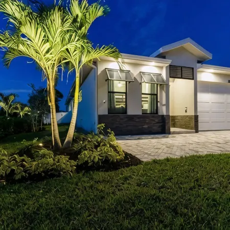 Luxurious 2023 New Construction — Executive Vacation Home Near Vanderbilt Beach