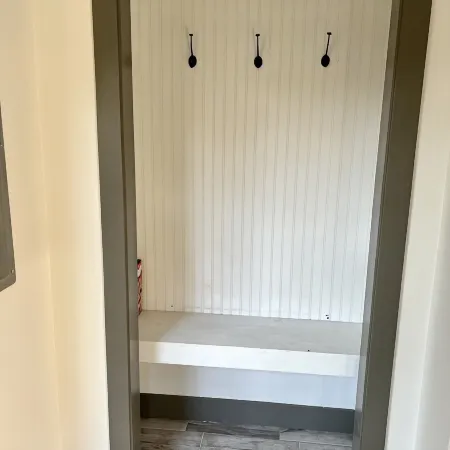 Brand new home in peaceful neighborhood