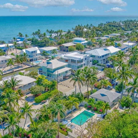 Bungalow #5 - 2 Bed/1 Bath & Pool in Islamorada