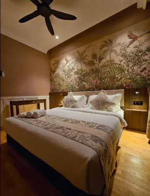 The Palm Suite at Lava Mansion - Villas