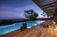 Serengeti Explorer - Pools