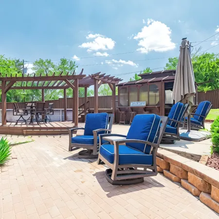 Lake Texoma Splash! Pool/hot tub, 1.5 miles to Highport Marina on Lake Texoma!